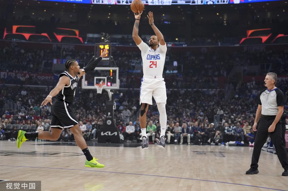 国际足坛中 国际足坛中